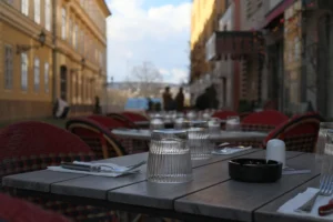 a table that has some glasses on it