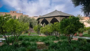 a large building surrounded by trees and bushes